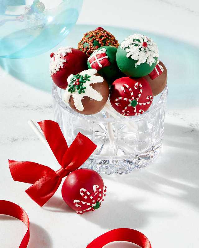 8-Piece Christmas Cake Pops